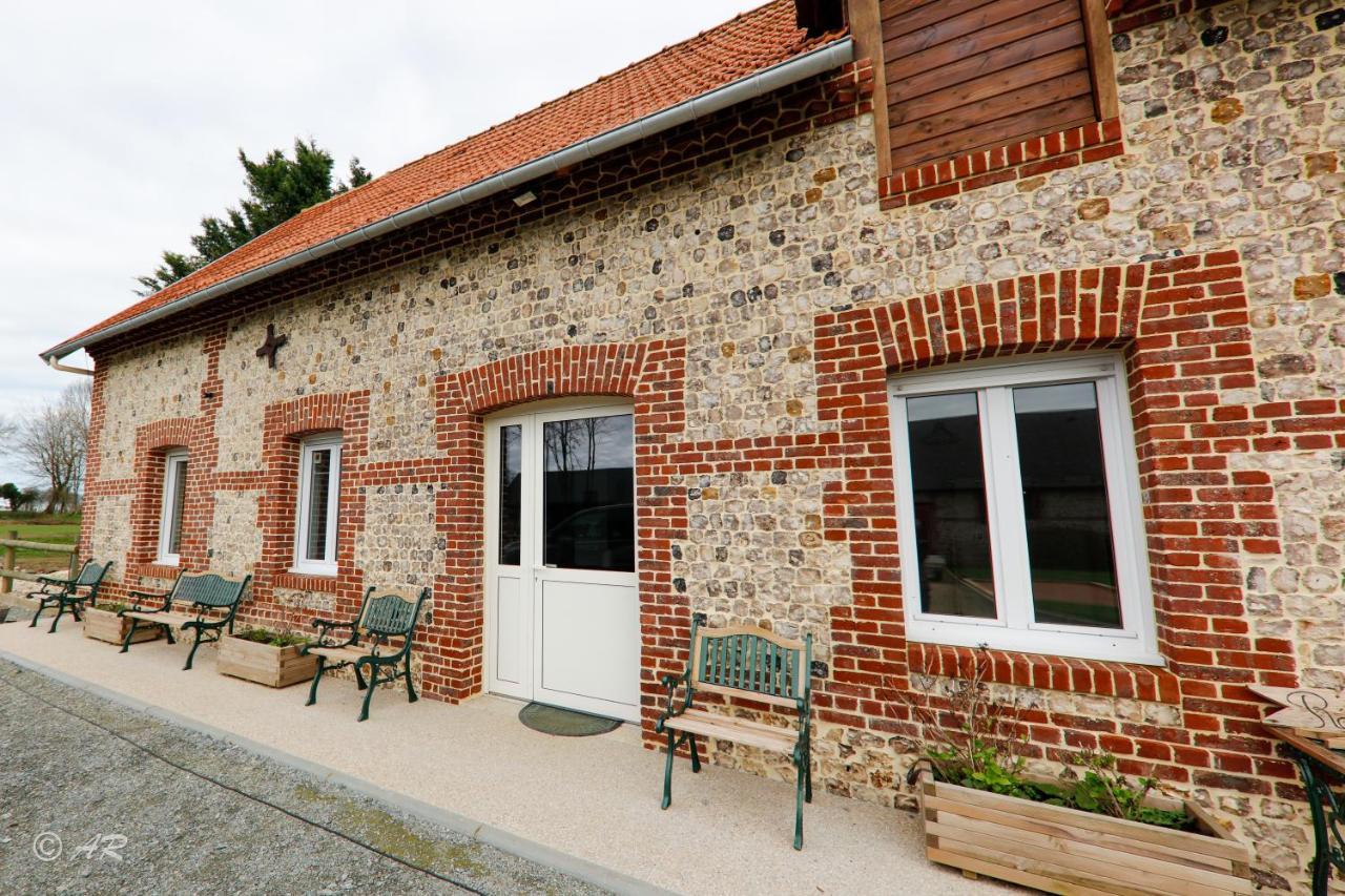 La Grange Aux Hortensias Thiergeville Exterior foto
